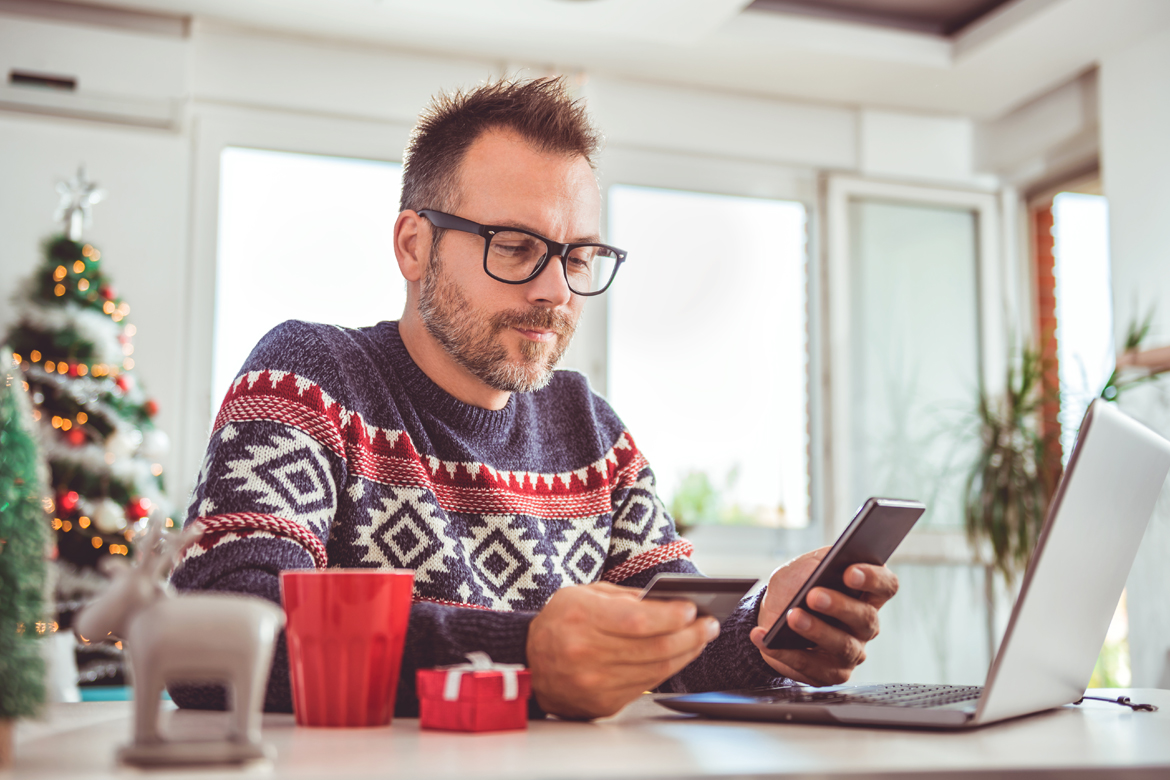 The Benefits of Consolidating Debt Before the Holidays